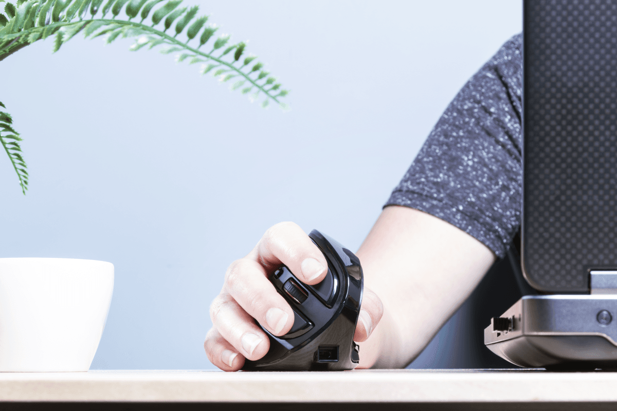 Mouse Trust Voxx, Rechargeable Ergonomic Wireless, negru - 16