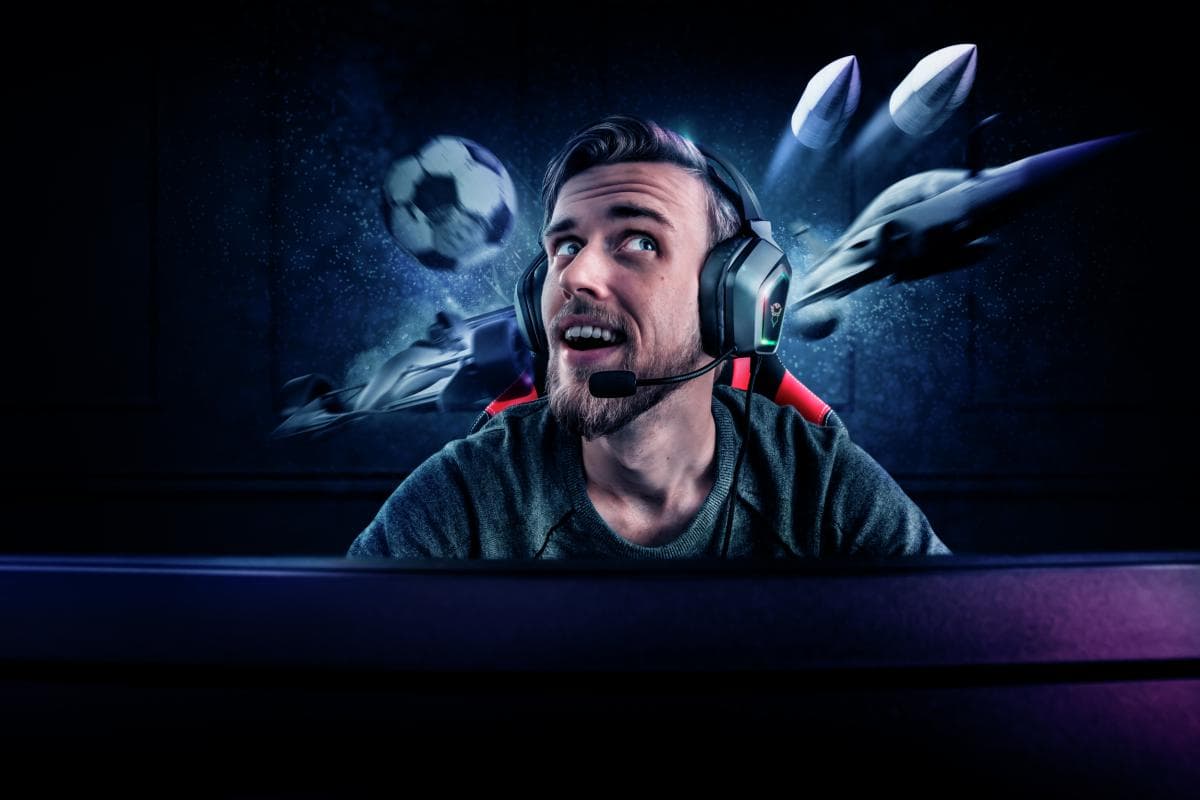 Casti Gaming Head-band Trust GXT 450 Blizz RGB 7.1 Surround, - 7
